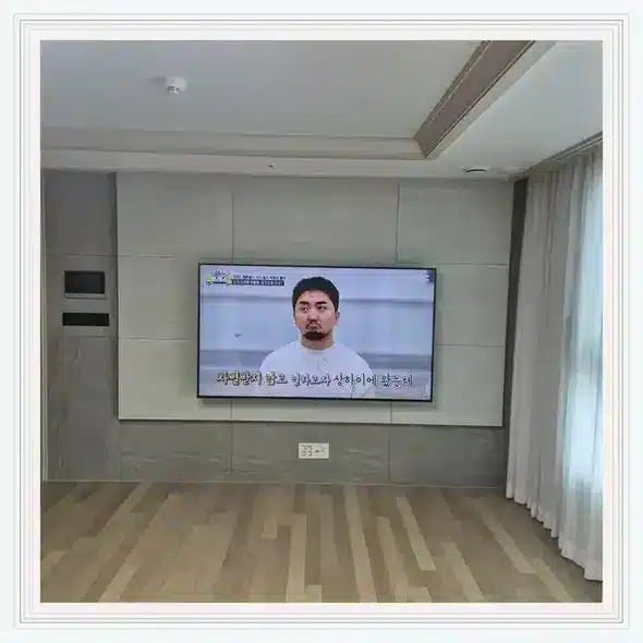 벽걸이TV 설치 참고 이미지 13-8 두 번째 사진